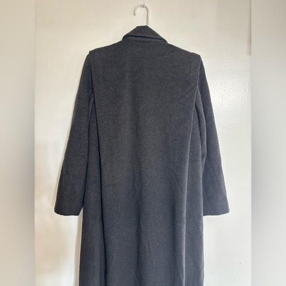 Classic Ferncroft long coat - Picture 3 of 9